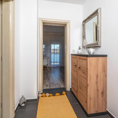1 Bedroom Gorgeous In *